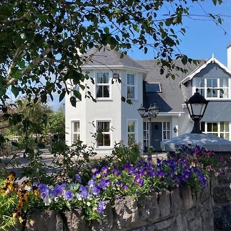 Tailors Lodge, Continental Breakfast Касълайлънд Екстериор снимка